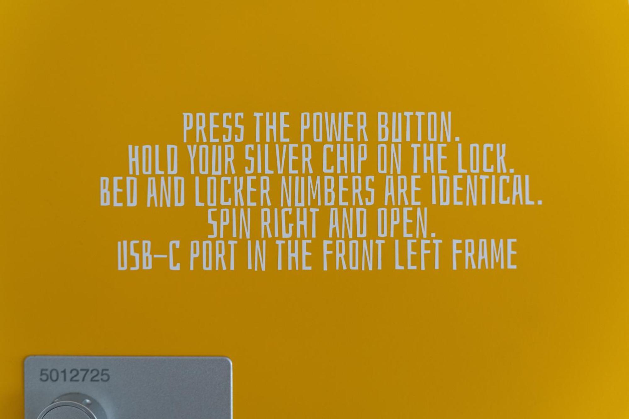 Hostel MHG Exterior photo The boot screen