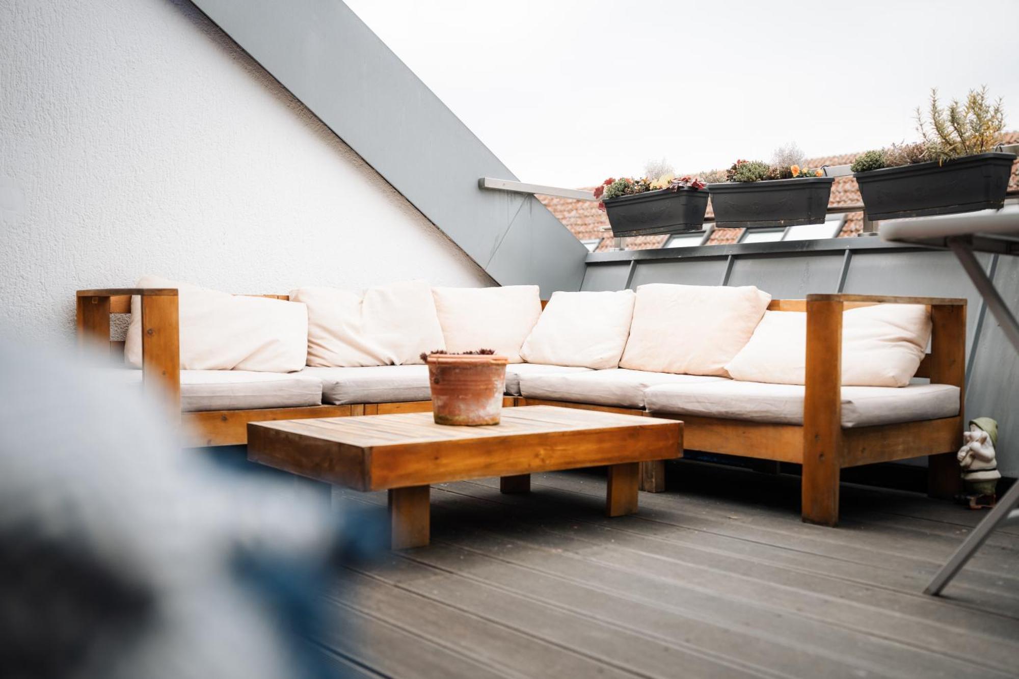 Hostel MHG Exterior photo Rooftop terrace