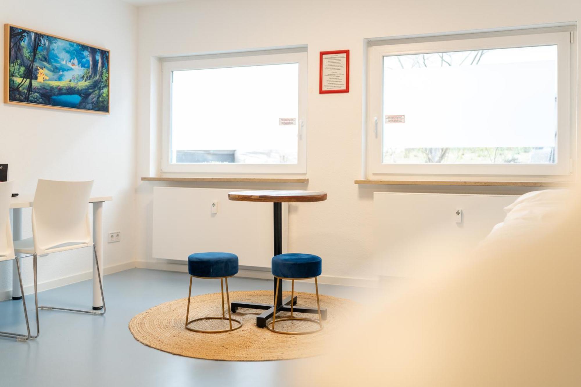 Hostel MHG Exterior photo The waiting room of the clinic