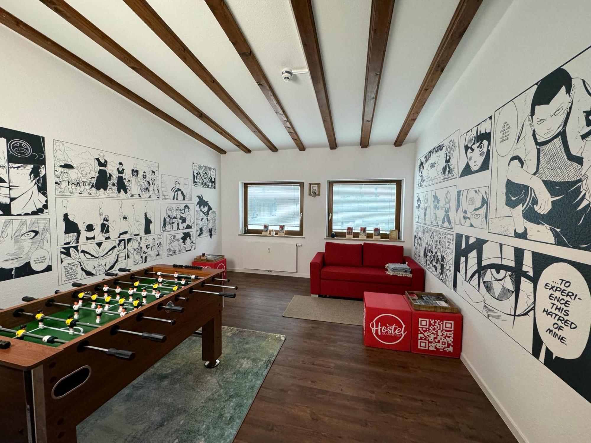 Hostel MHG Exterior photo The 2019-2020 common room