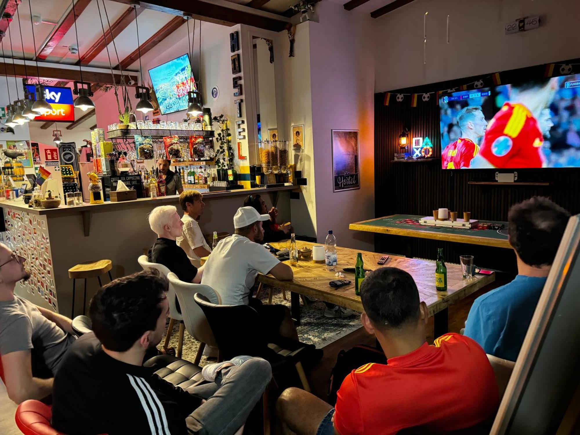 Hostel MHG Exterior photo Sky Sports broadcast of the 2019 Tour de France
